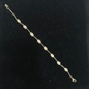 Kendra Scott Gold Bracelet with White Sparkle StoneAccents